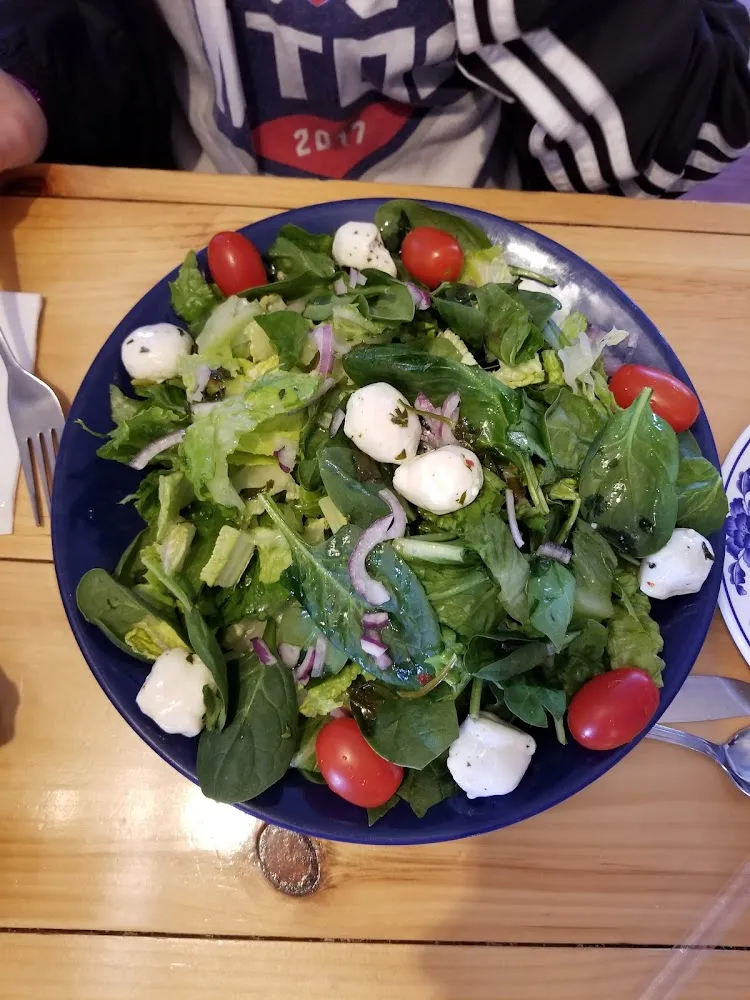 Buershuta Salad